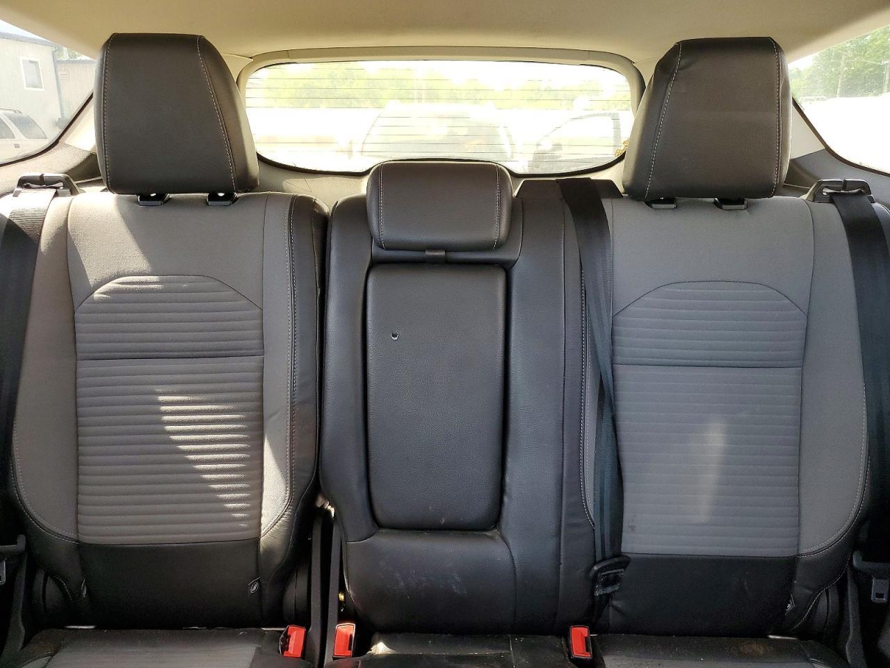 FORD ESCAPE