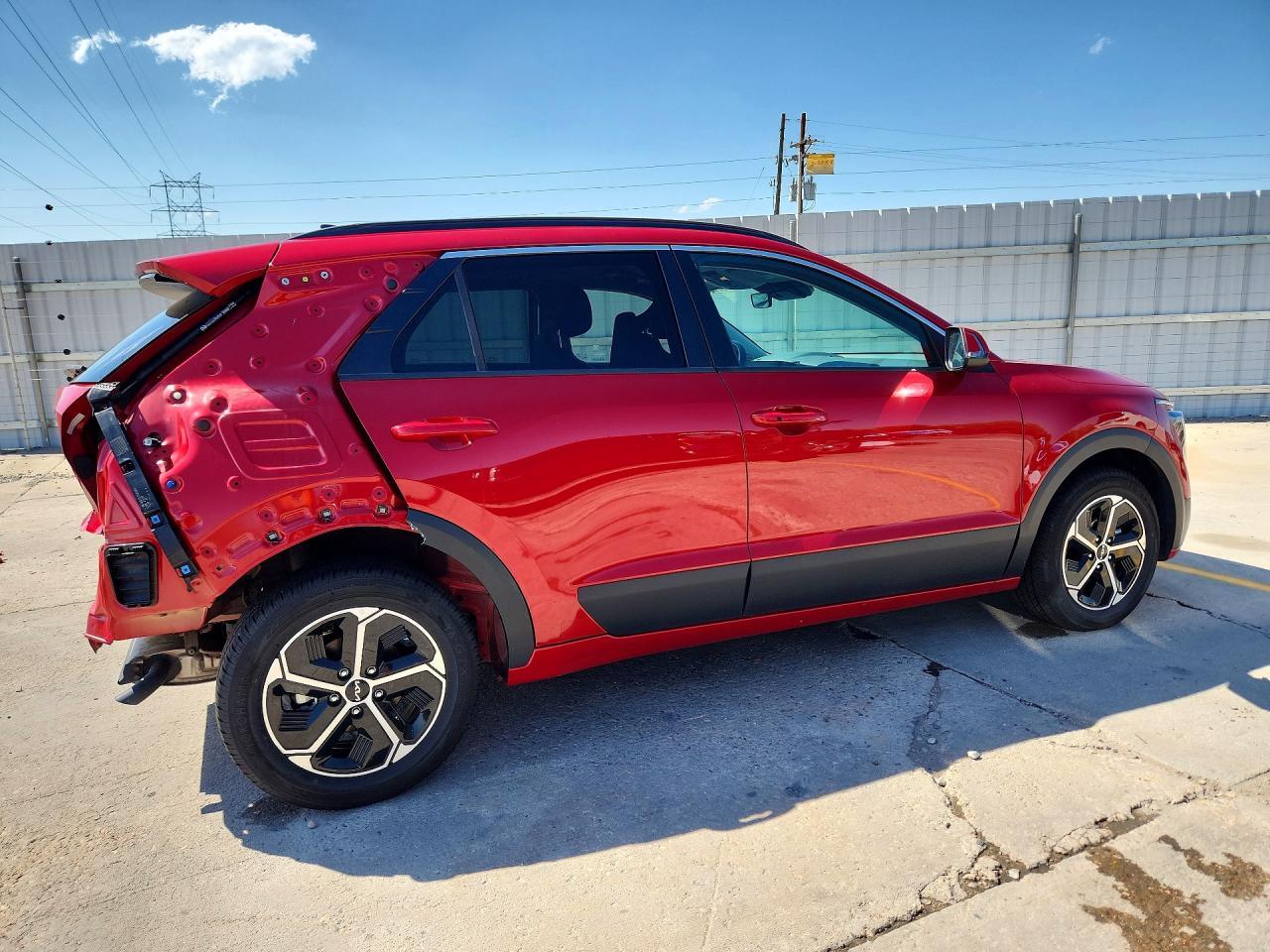 2023 KIA NIRO HYBRID — фото 3