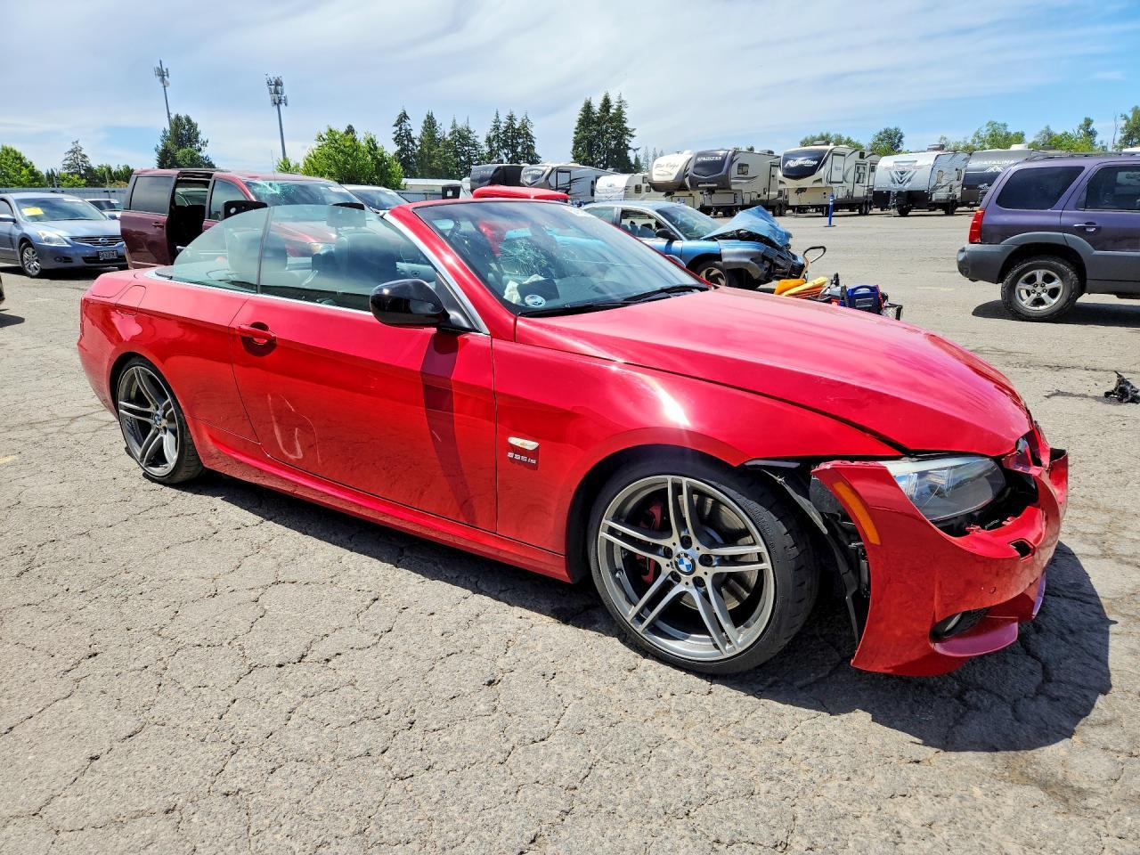 2013 BMW 3 SERIES — фото 4