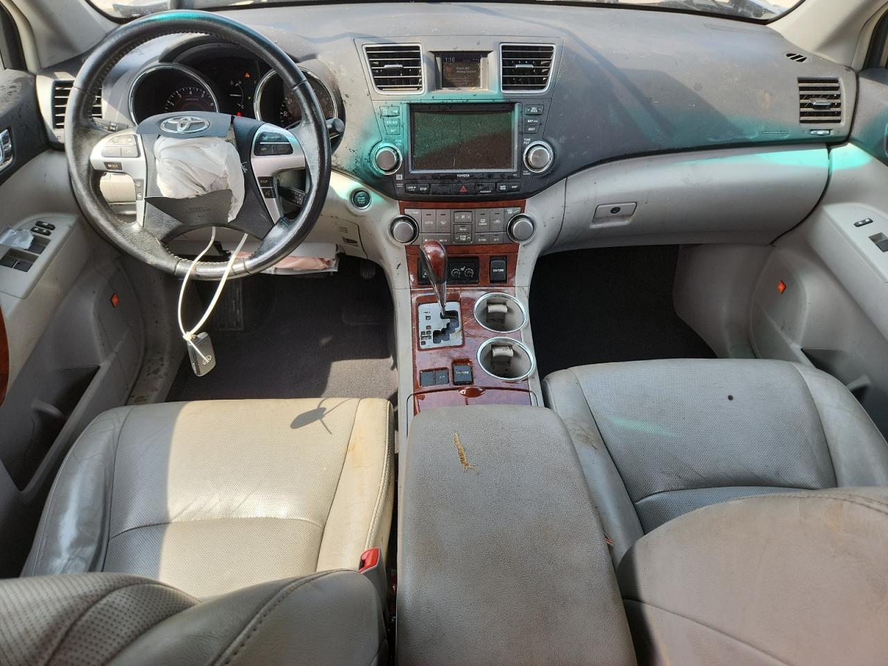 2012 TOYOTA HIGHLANDER — фото 8