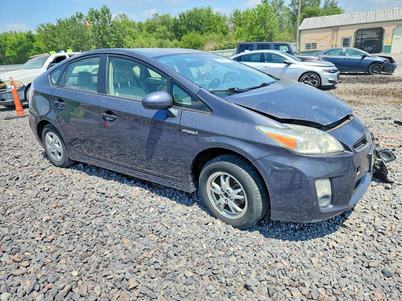 2011 TOYOTA PRIUS — фото 4