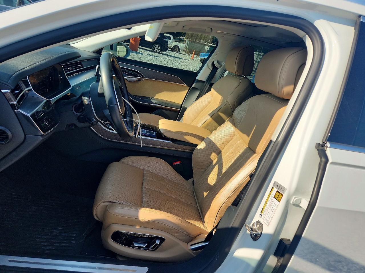 2020 AUDI A8 — фото 7