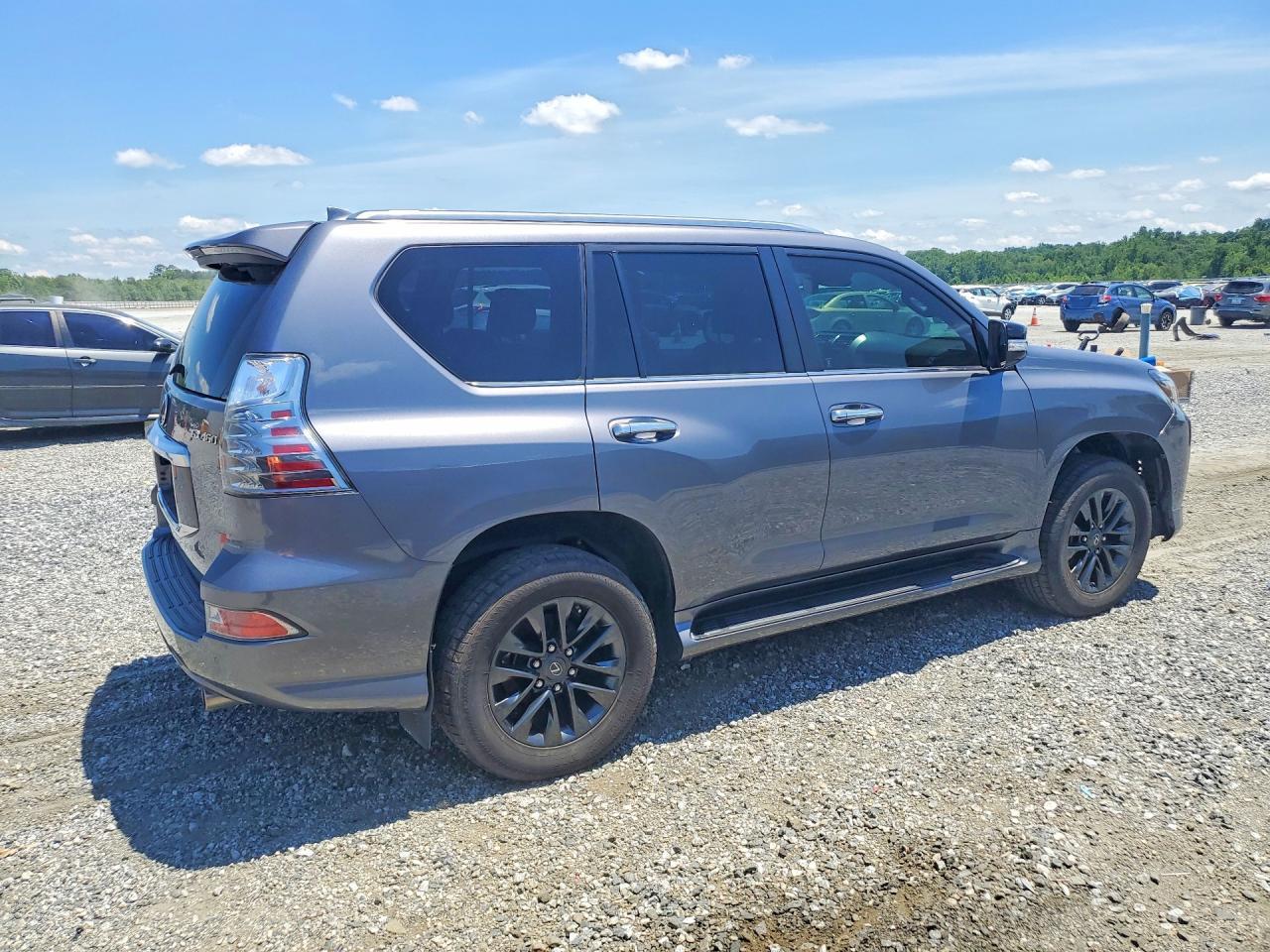 2021 LEXUS GX 460 — фото 3