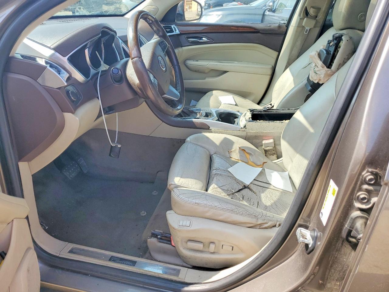 CADILLAC SRX