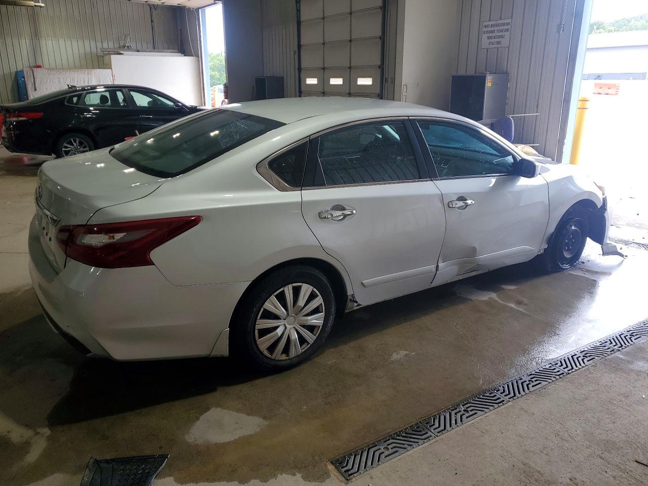 2018 NISSAN ALTIMA — фото 3