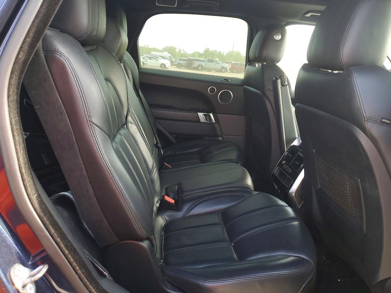 2016 LAND ROVER RANGE ROVER SPORT — фото 11