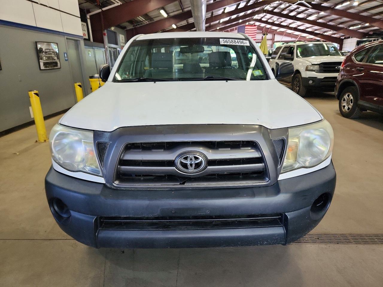 TOYOTA TACOMA