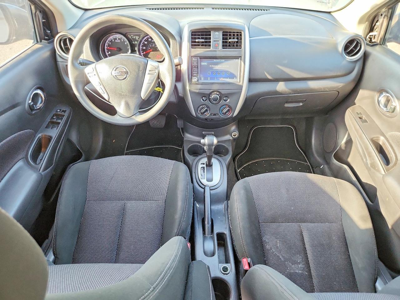 2018 NISSAN VERSA — фото 8