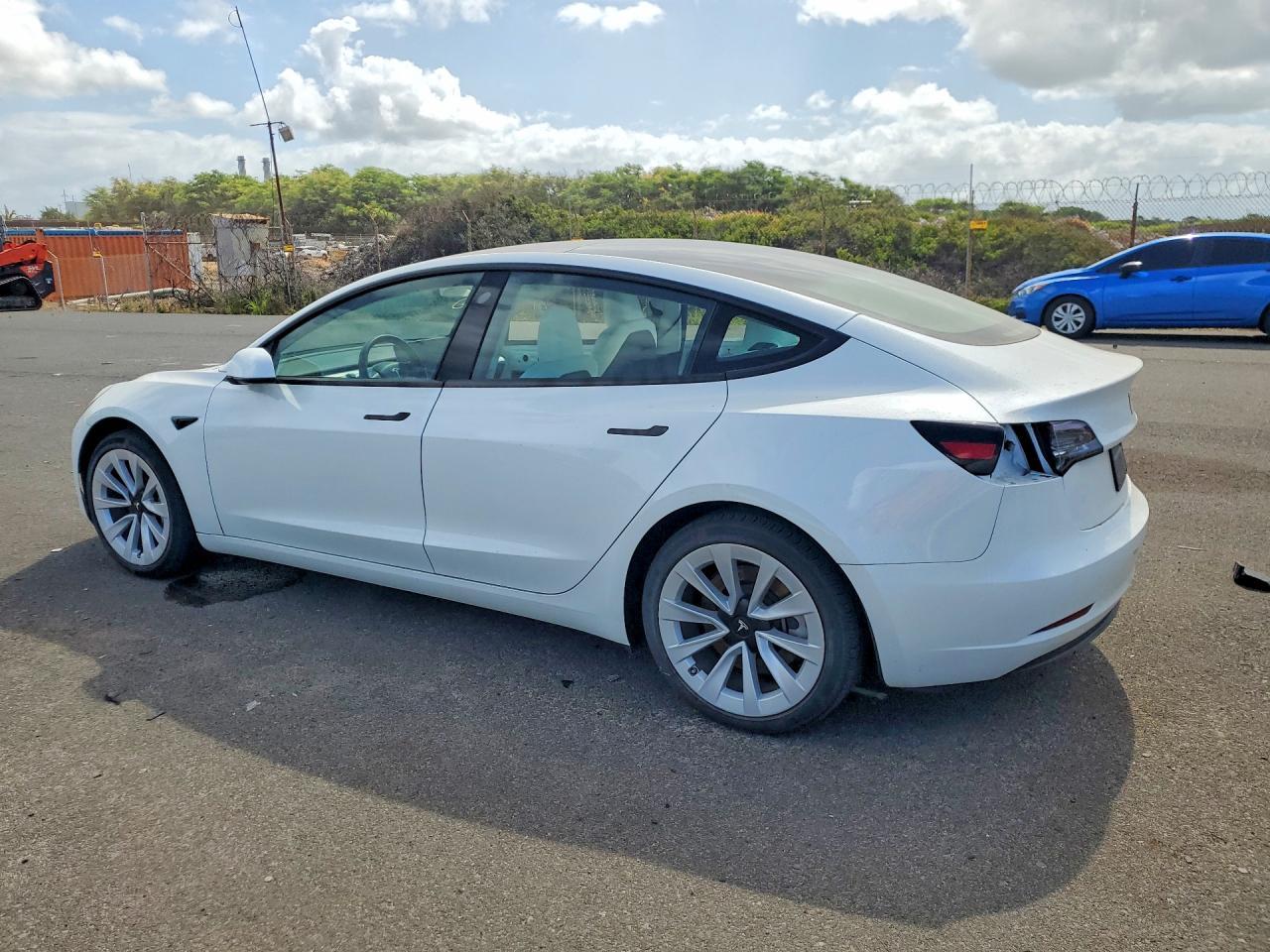 2023 TESLA MODEL 3 — фото 2