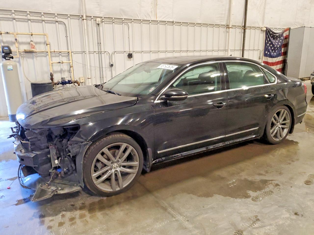 2016 VOLKSWAGEN PASSAT — фото 1