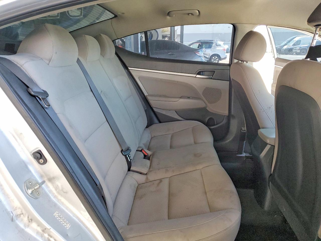 2019 HYUNDAI ELANTRA — фото 10