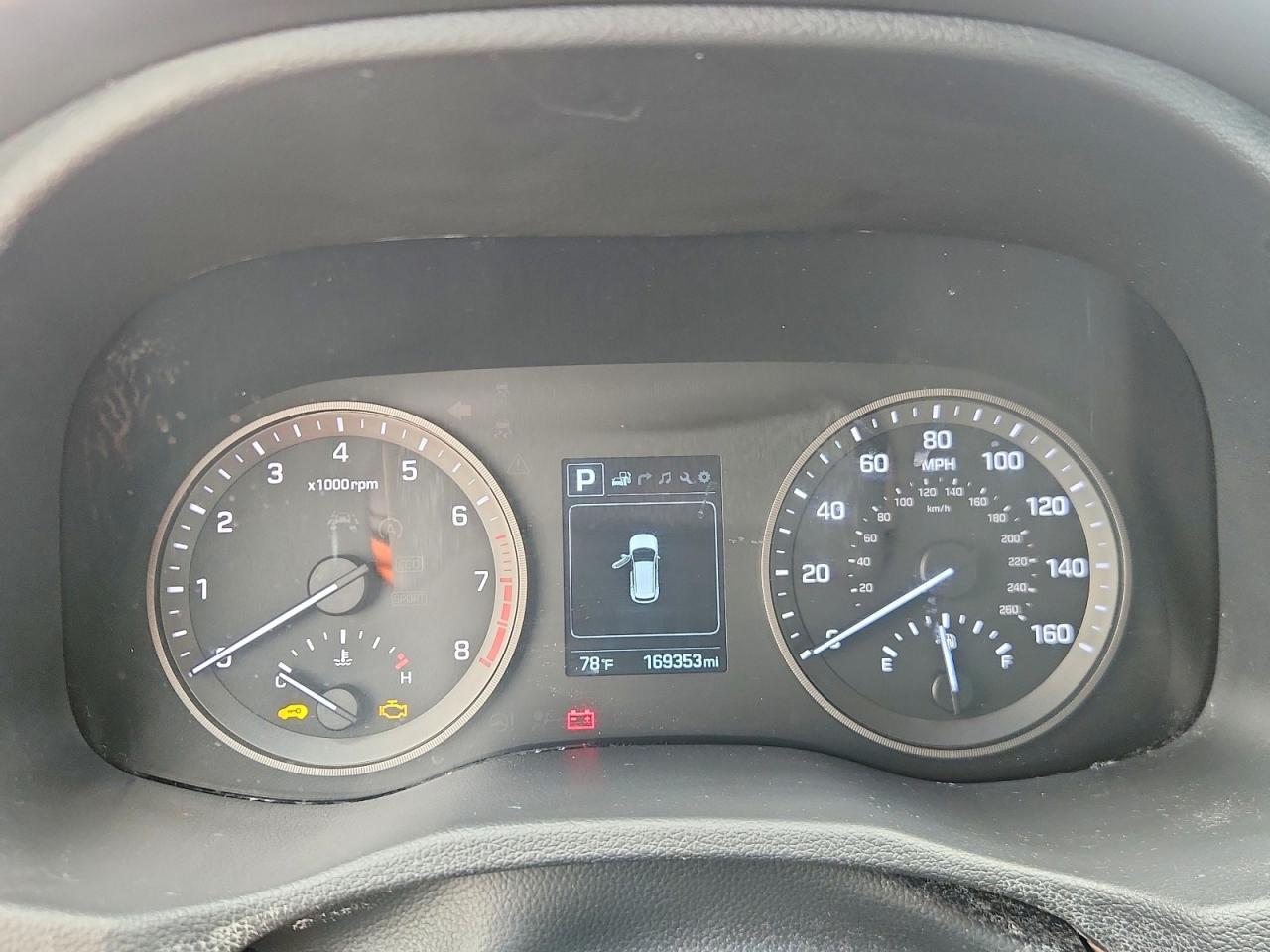 2016 HYUNDAI TUCSON — фото 9
