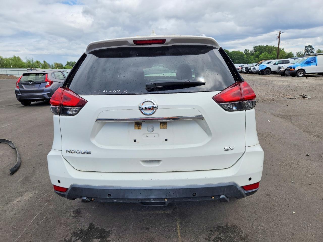2017 NISSAN ROGUE — фото 6