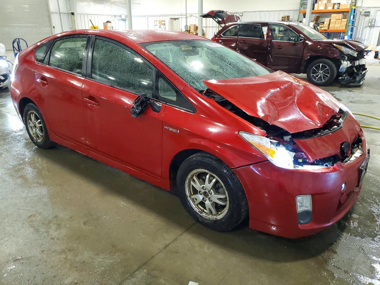 2011 TOYOTA PRIUS — фото 4