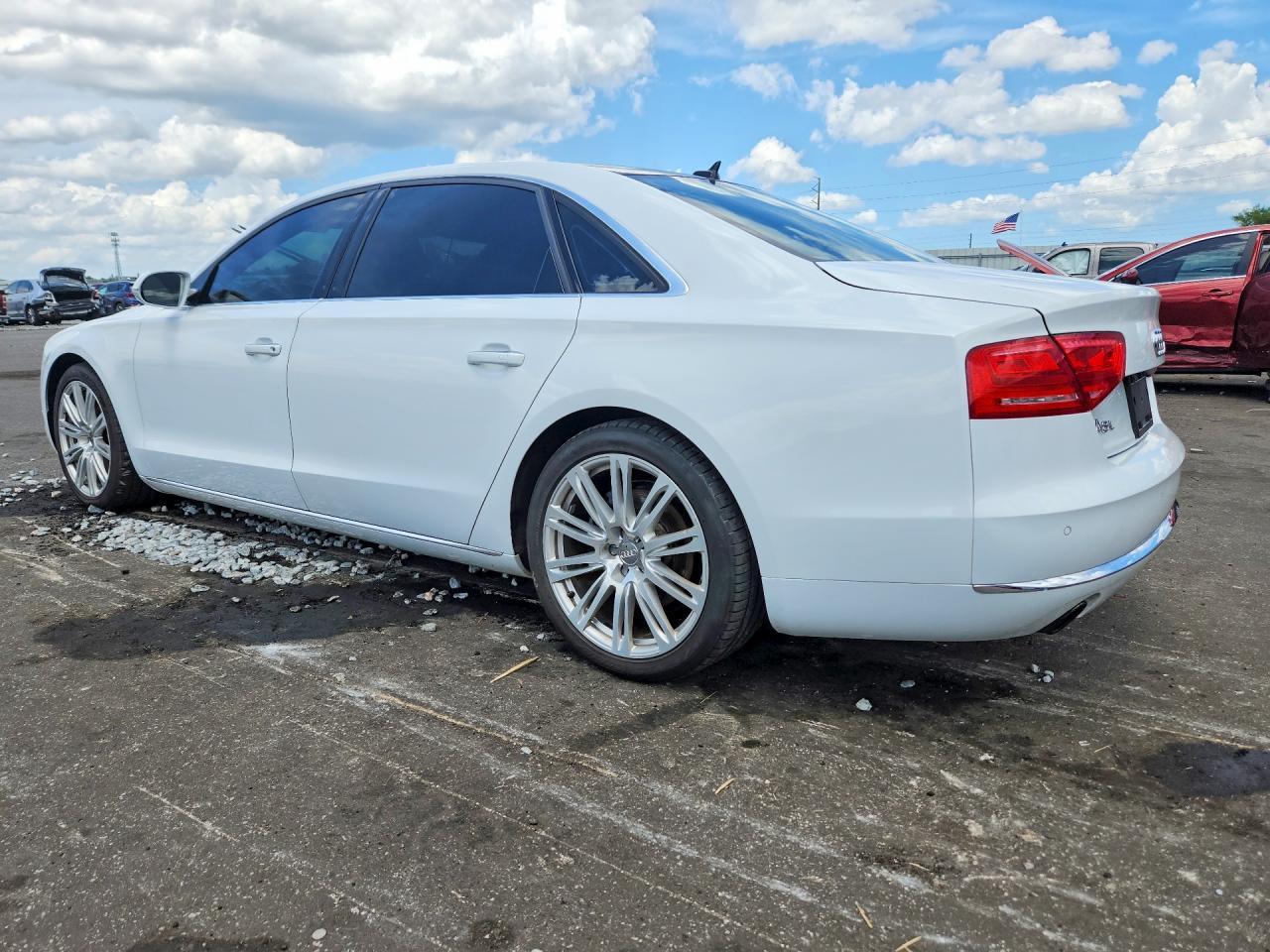 2014 AUDI A8 — фото 2