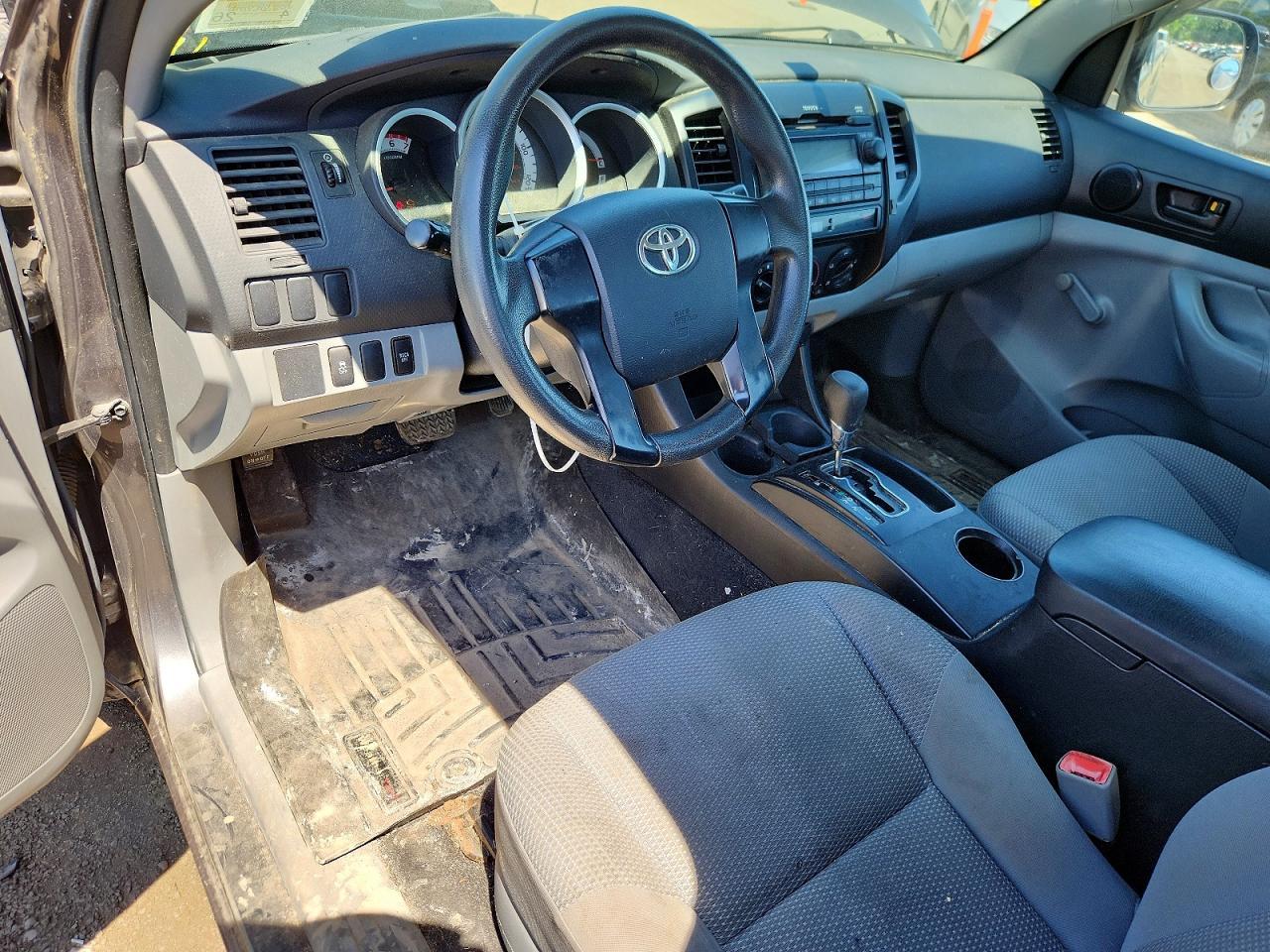 TOYOTA TACOMA