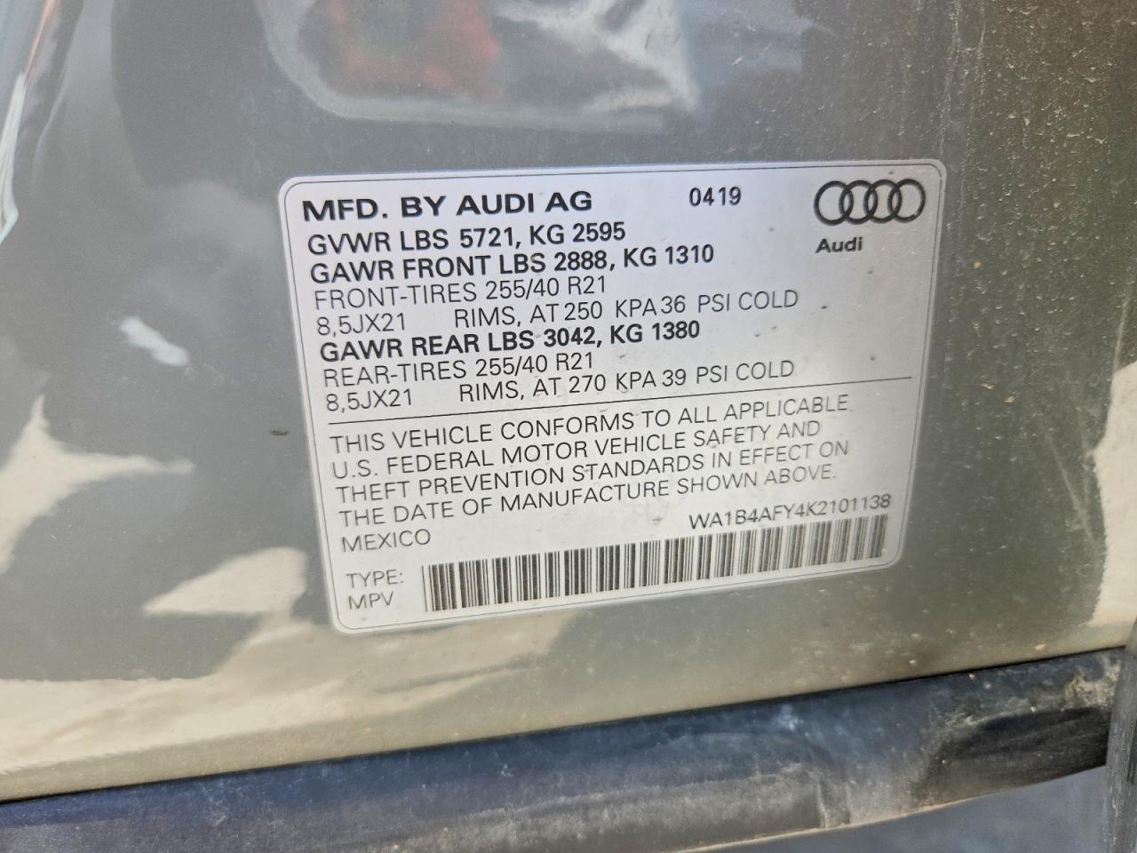 2019 AUDI SQ5 — фото 13