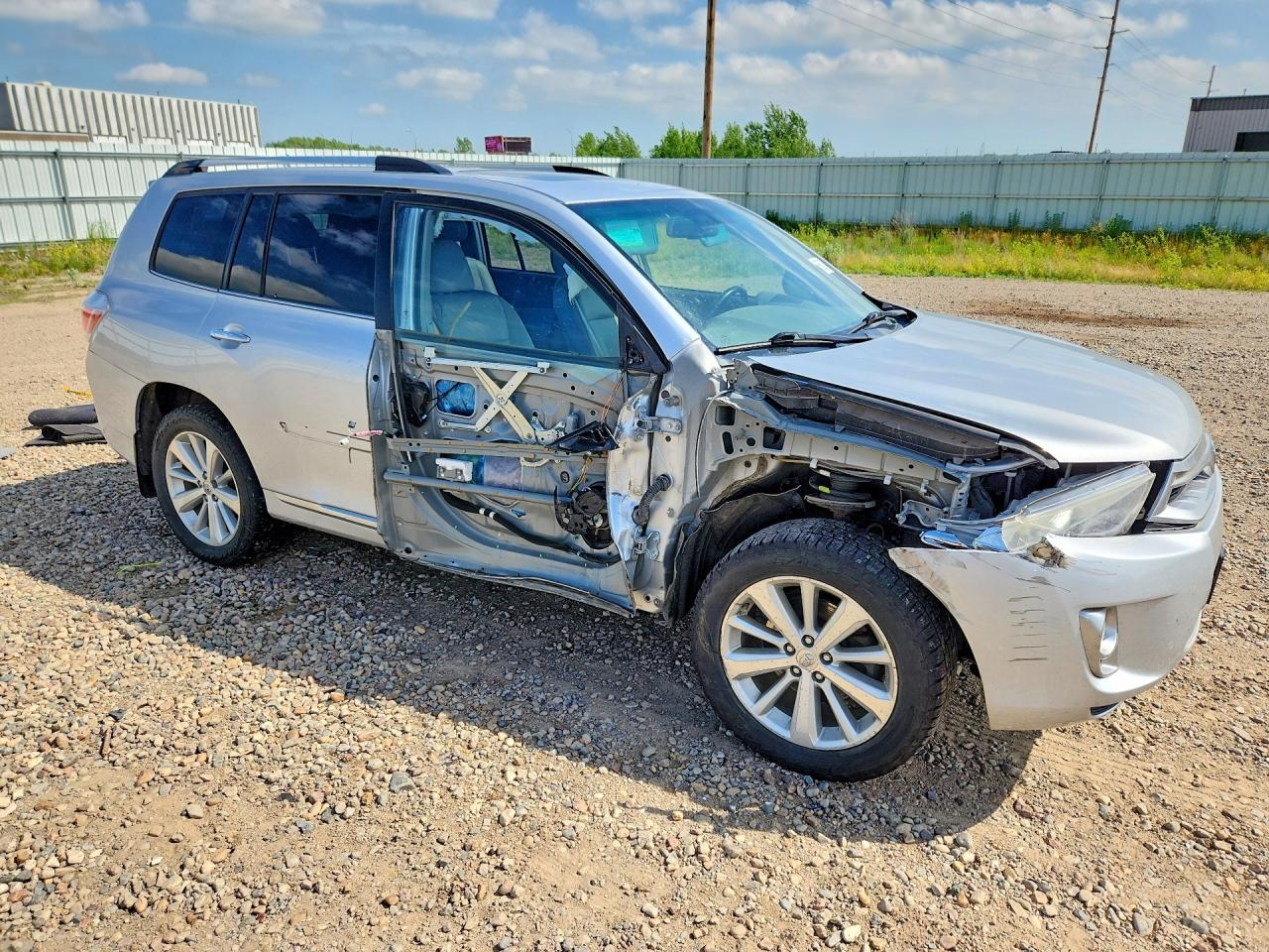 2013 TOYOTA HIGHLANDER HYBRID — фото 4