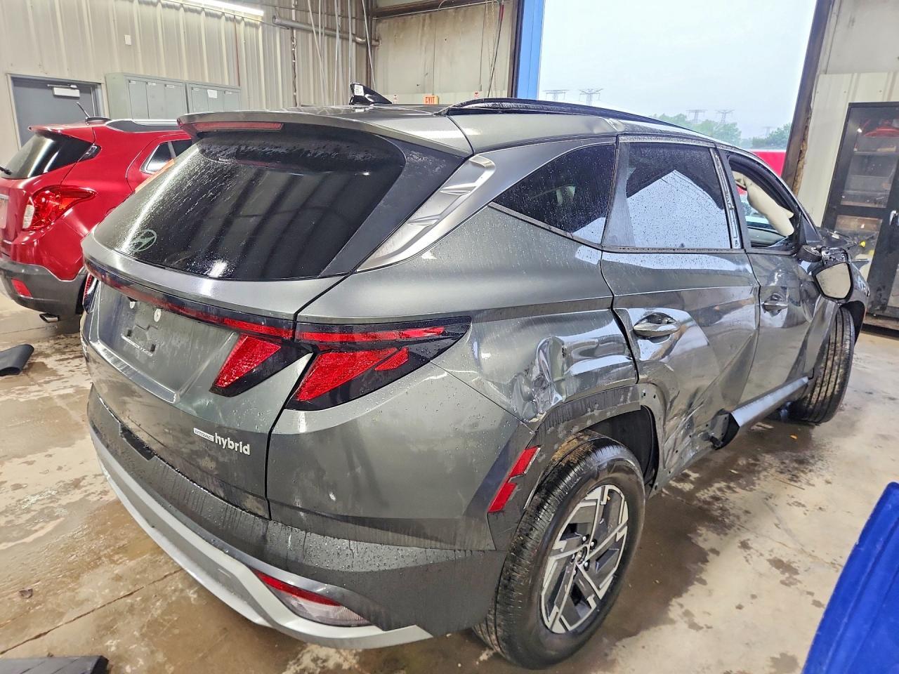 2025 HYUNDAI TUCSON HYBRID — фото 3