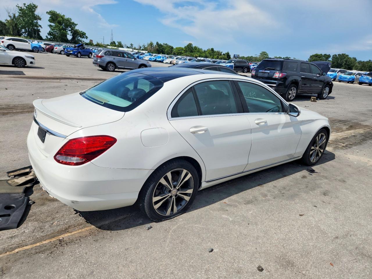 2017 MERCEDES-BENZ C-CLASS — фото 3