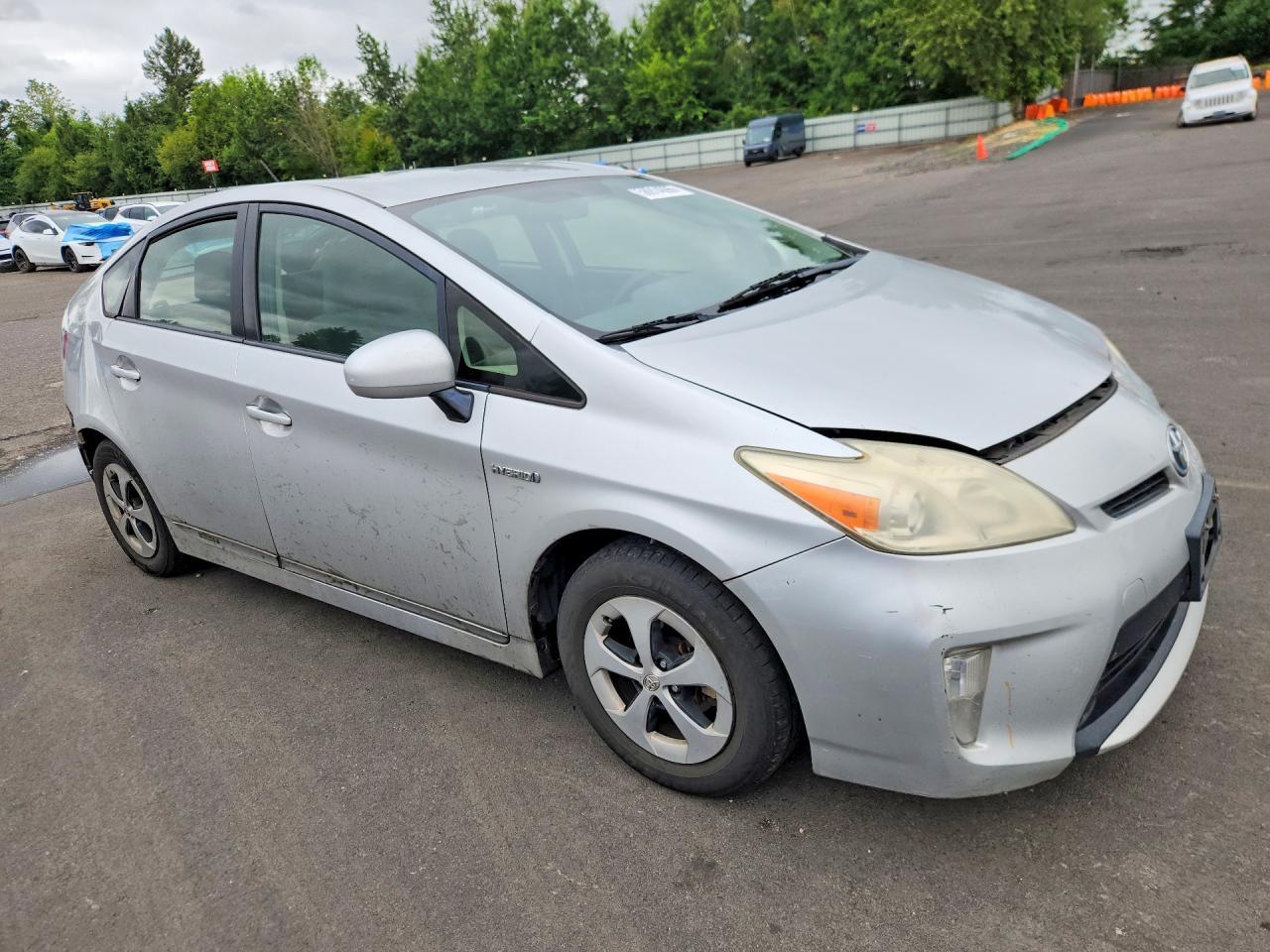 2012 TOYOTA PRIUS — фото 4