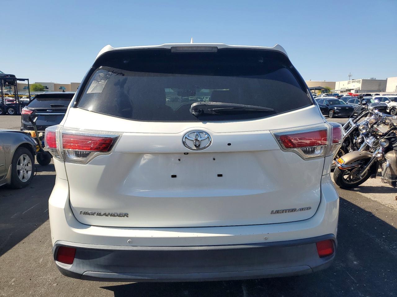2015 TOYOTA HIGHLANDER — фото 6