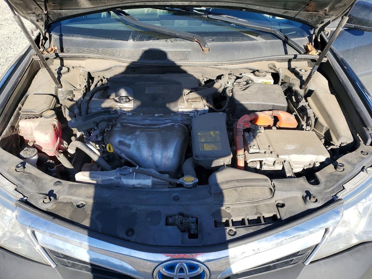 2013 TOYOTA CAMRY HYBRID — фото 11