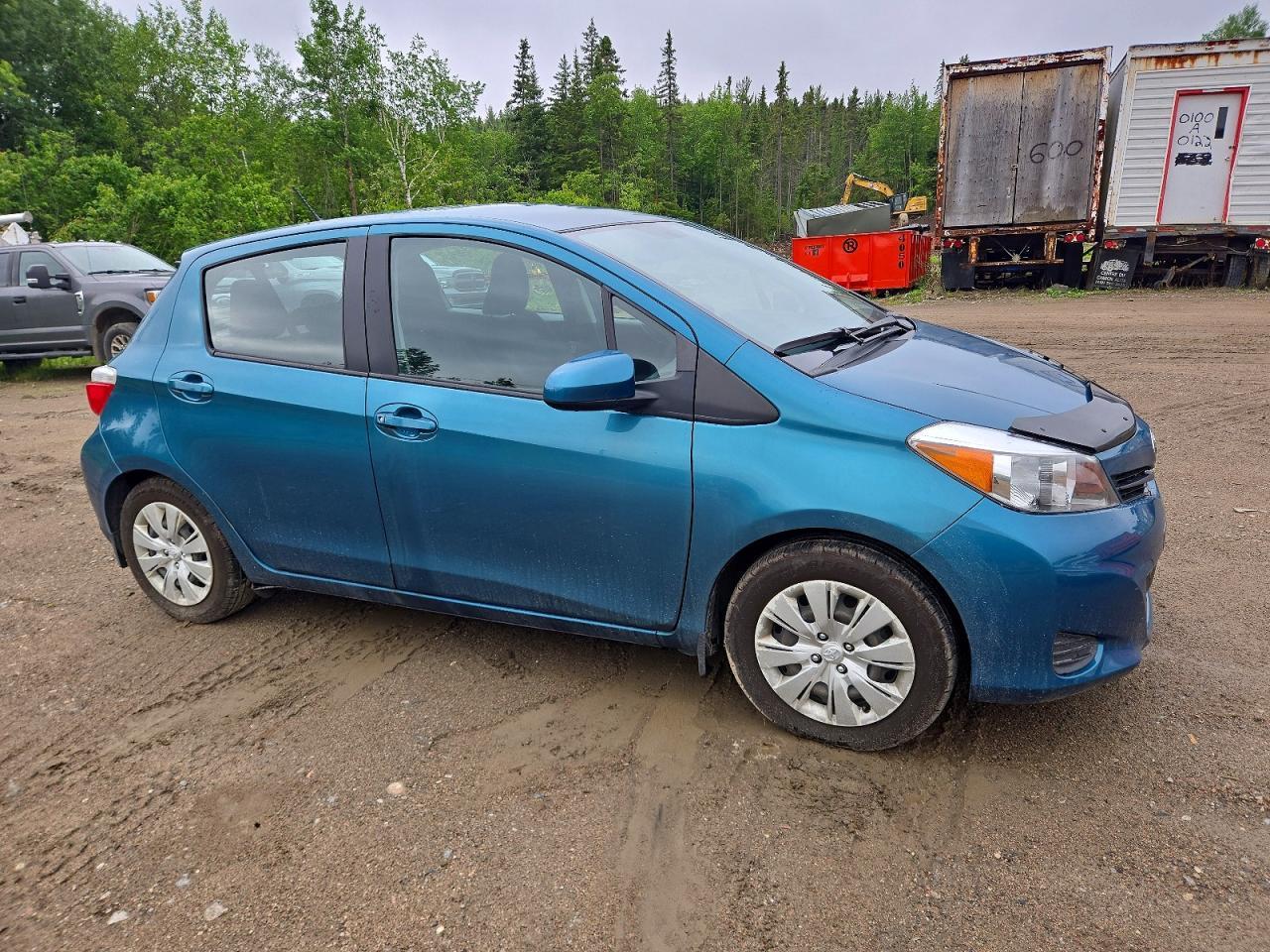 2014 TOYOTA YARIS — фото 4