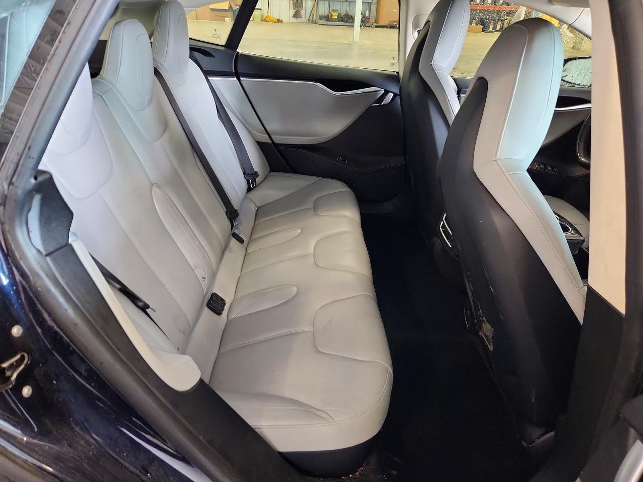2015 TESLA MODEL S — фото 10