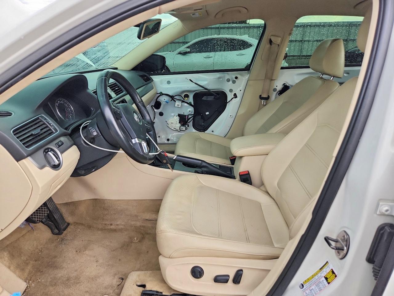 2014 VOLKSWAGEN PASSAT — фото 7