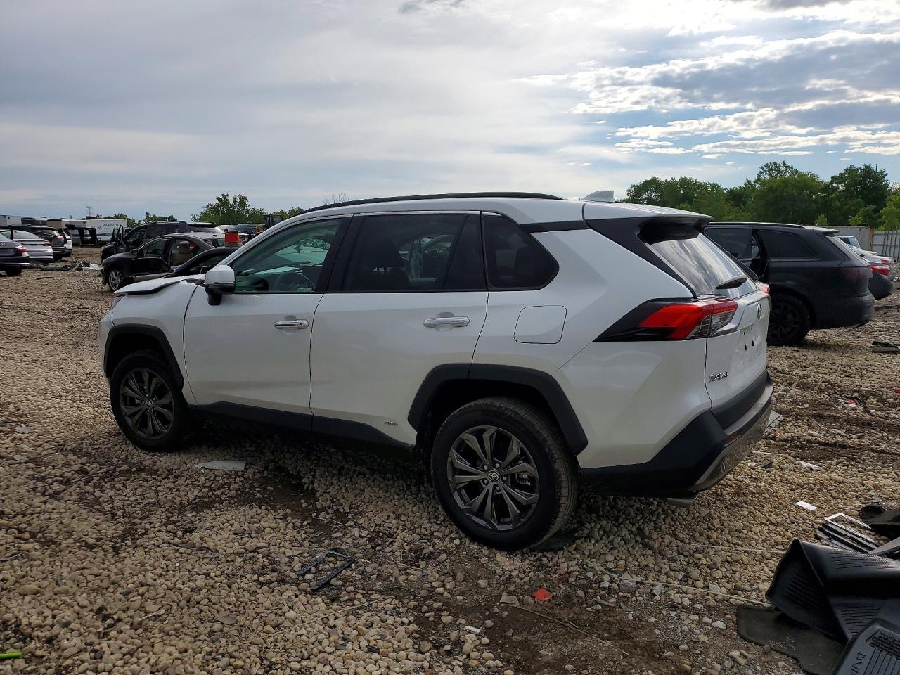 2024 TOYOTA RAV4 HYBRID — фото 2
