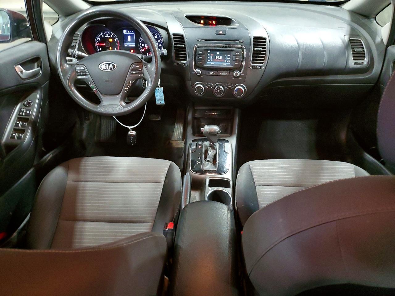 2017 KIA FORTE — фото 8