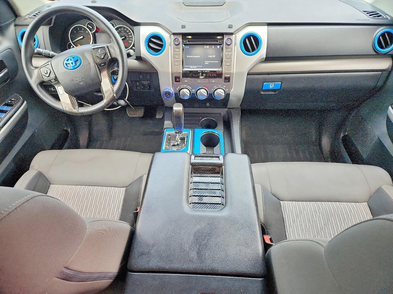 2017 TOYOTA TUNDRA — фото 8