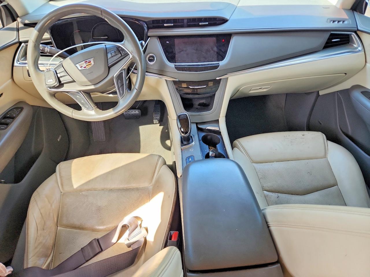 2019 CADILLAC XT5 — фото 8