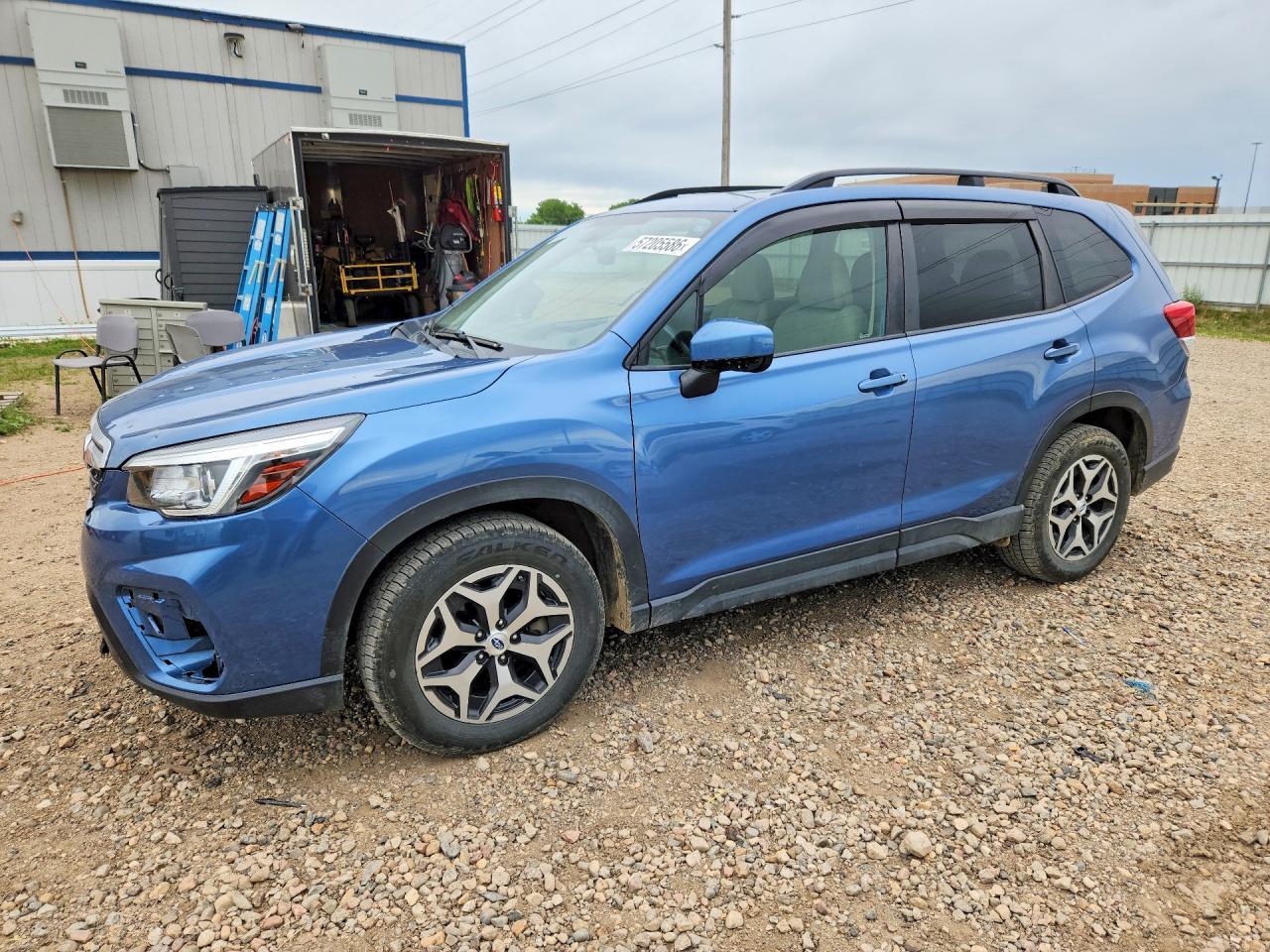 2020 SUBARU FORESTER — фото 1
