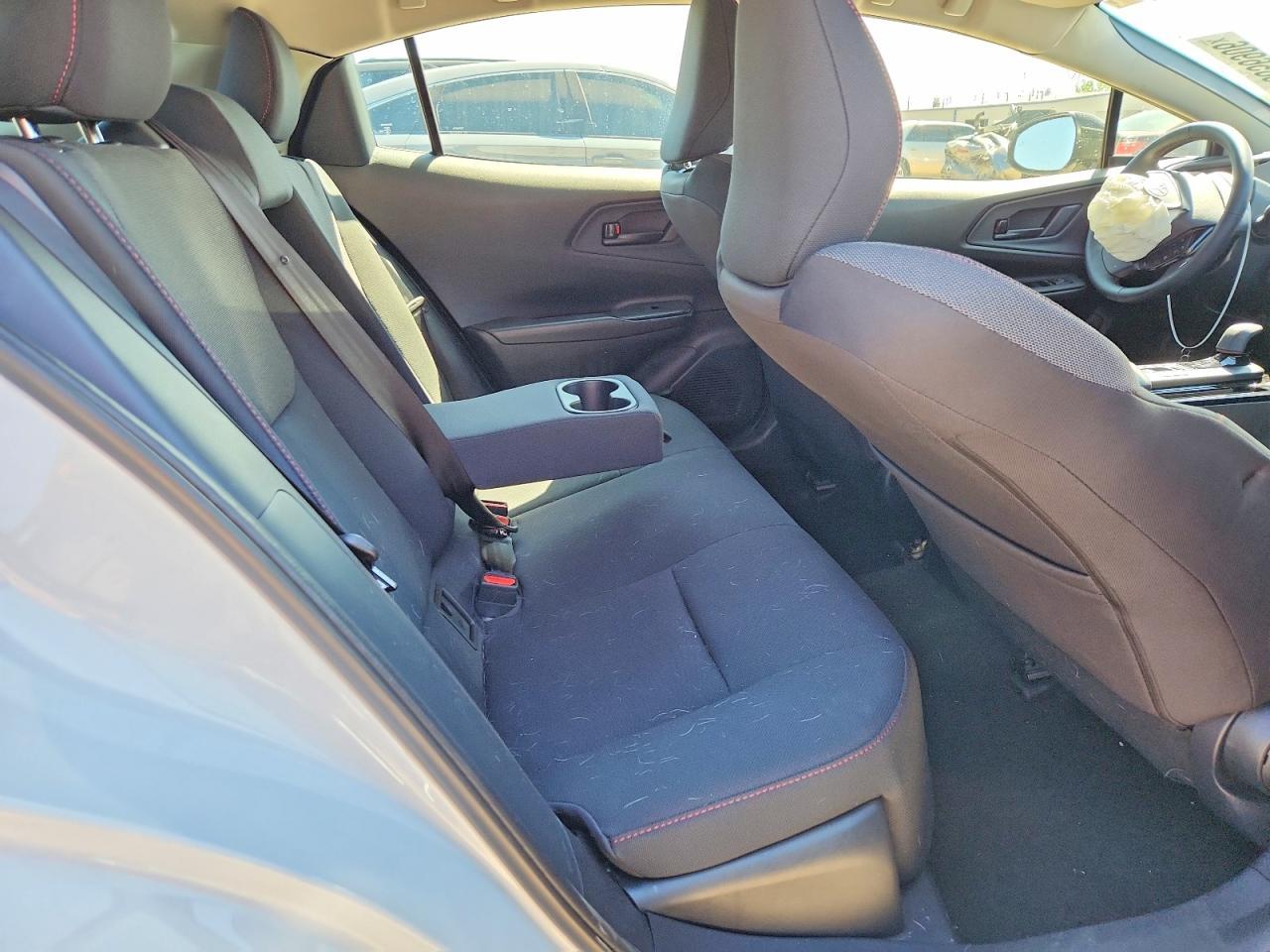 2026 TOYOTA PRIUS — фото 10