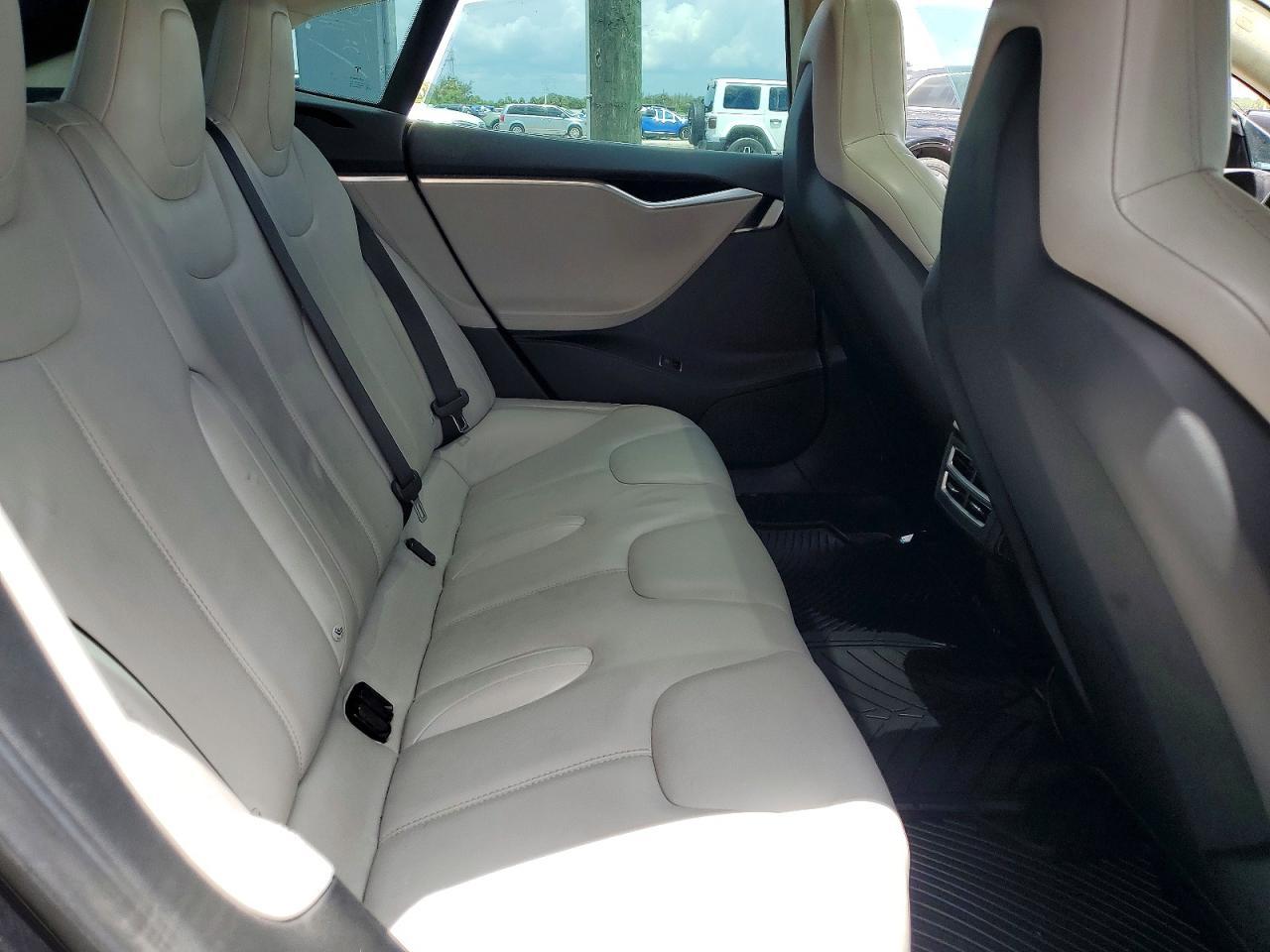 2016 TESLA MODEL S — фото 10