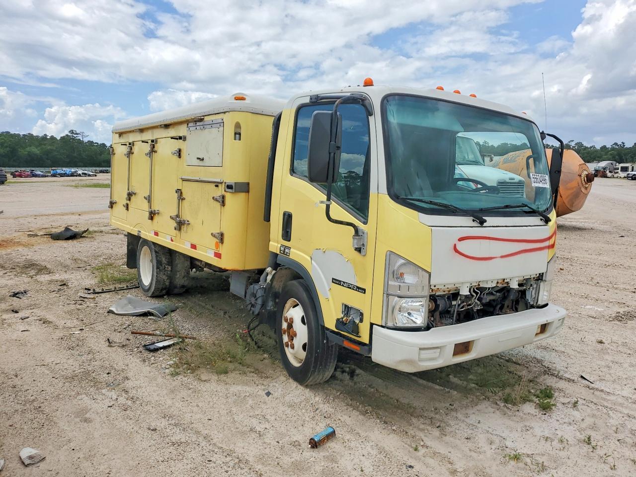 ISUZU NPR