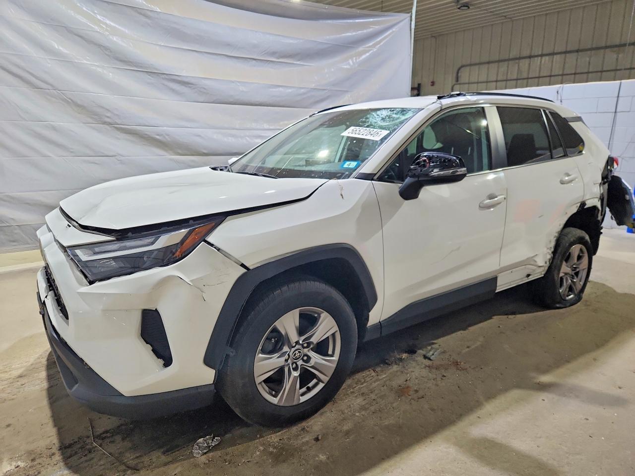 2023 TOYOTA RAV4 — фото 1
