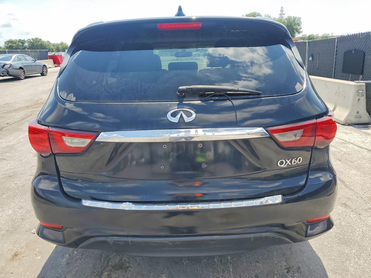 2018 INFINITI QX60 — фото 6