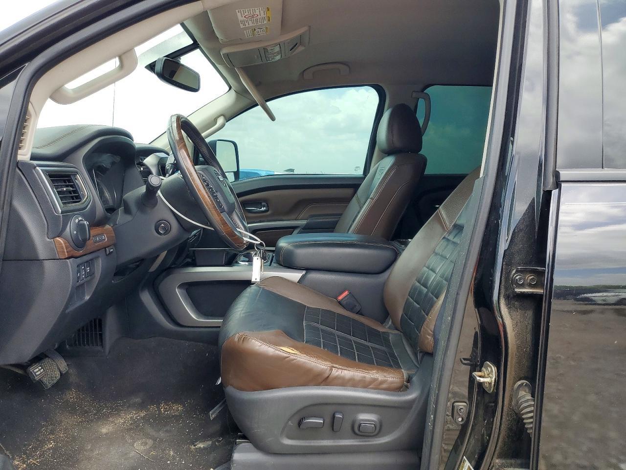 2016 NISSAN TITAN — фото 7