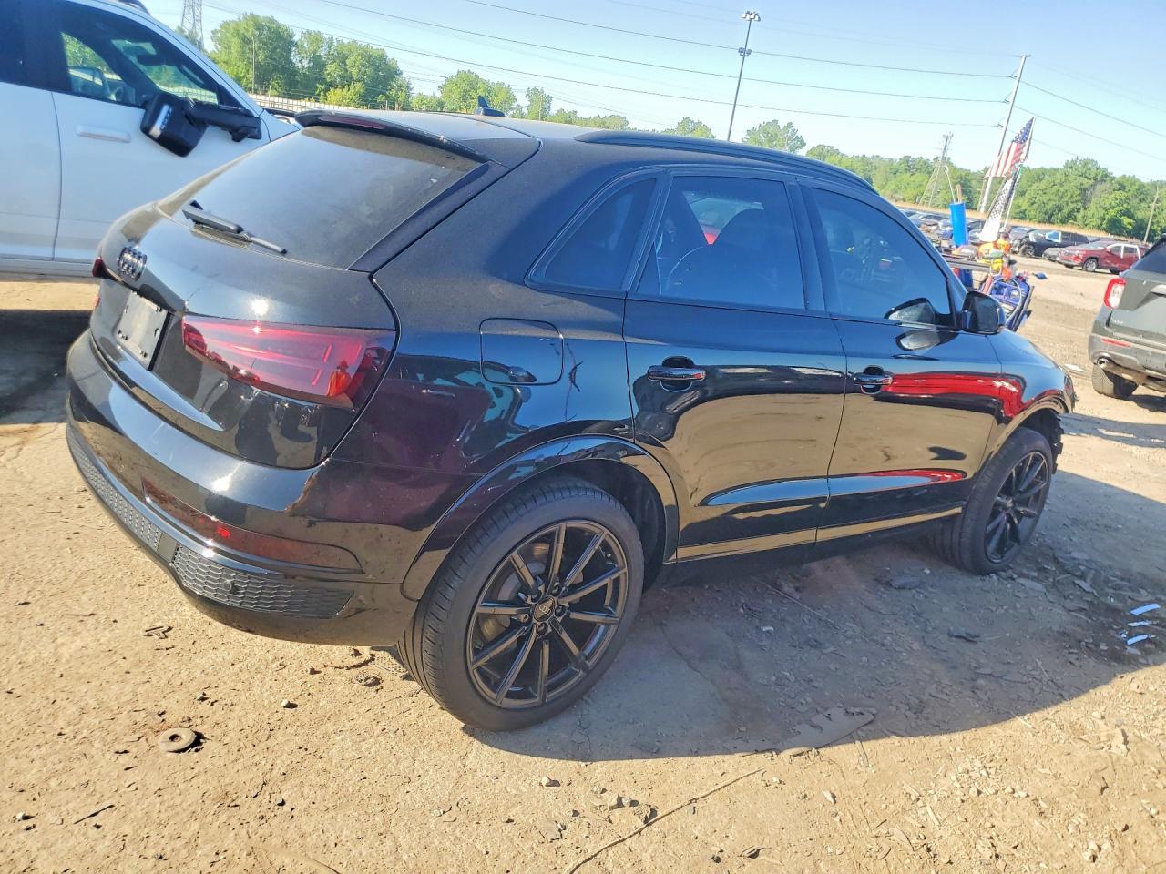 2017 AUDI Q3 — фото 3