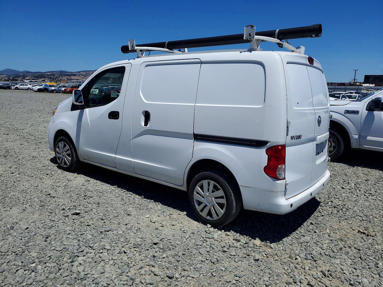 2020 NISSAN NV200 — фото 2