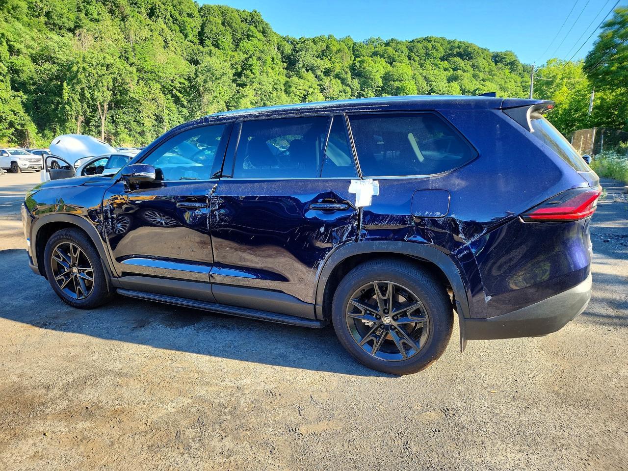 2026 TOYOTA HIGHLANDER HYBRID — фото 2