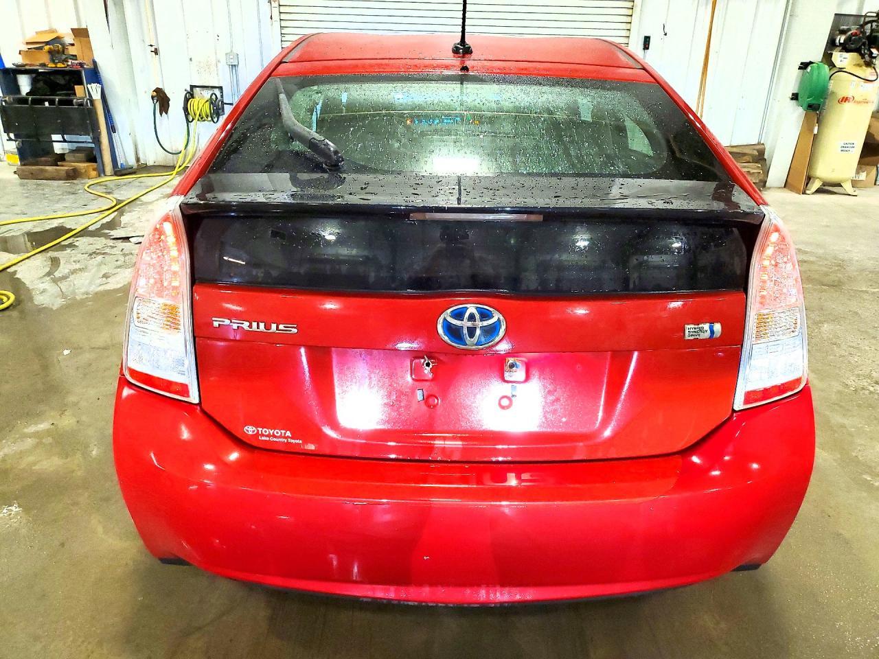 2011 TOYOTA PRIUS — фото 6