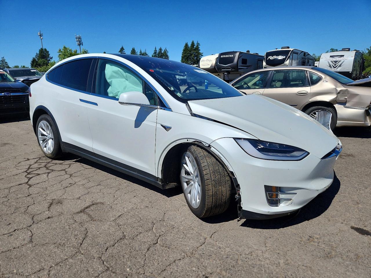 2020 TESLA MODEL X — фото 4
