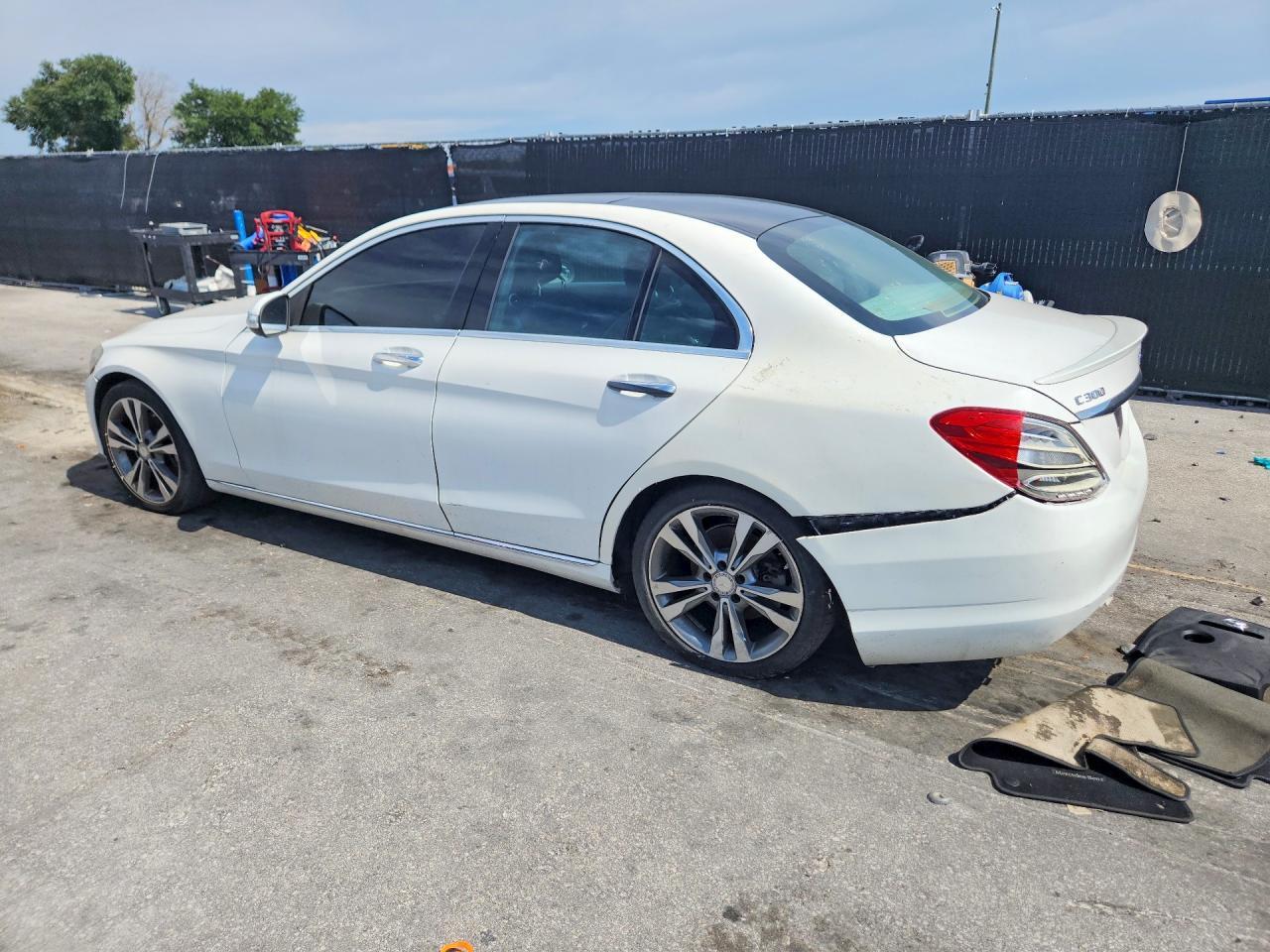 2017 MERCEDES-BENZ C-CLASS — фото 2