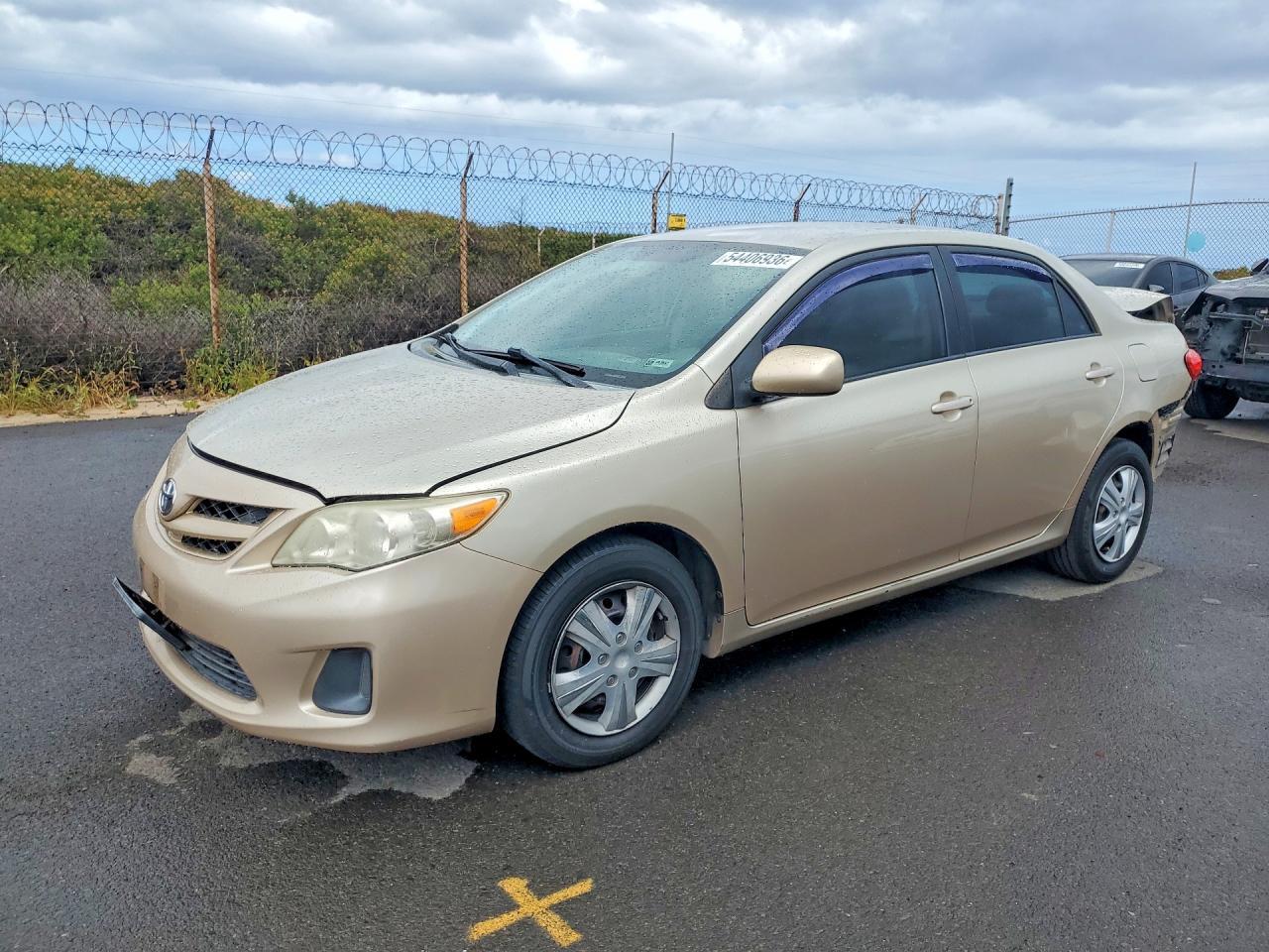 2011 TOYOTA COROLLA — фото 1