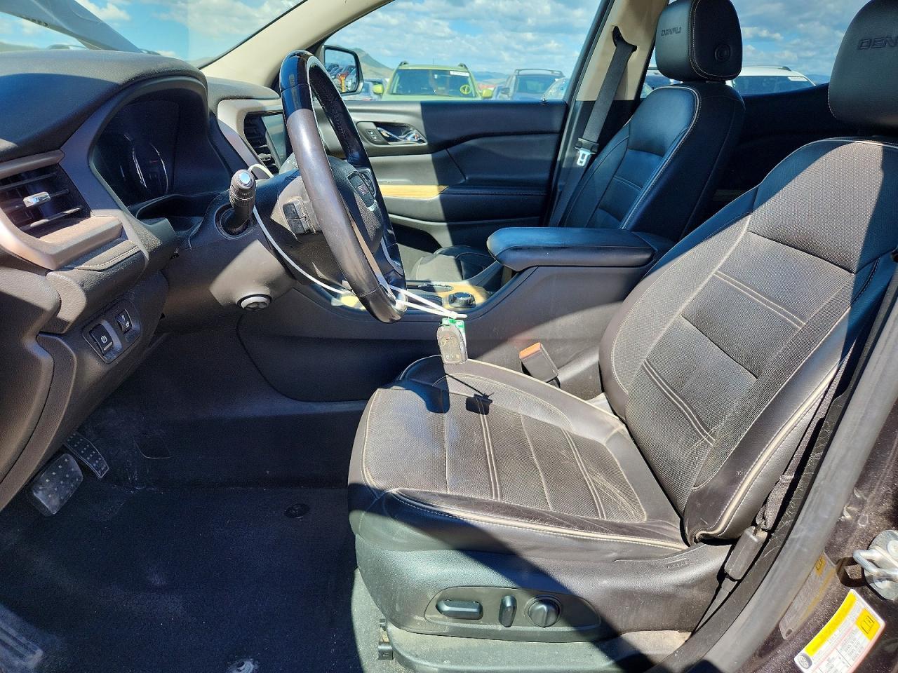 2018 GMC ACADIA — фото 7