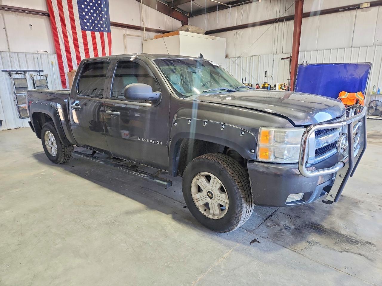 CHEVROLET SILVERADO